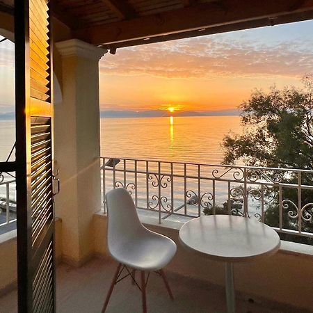 Ionian Mare Aparthotel Agios Ioannis Peristeron  Exterior photo