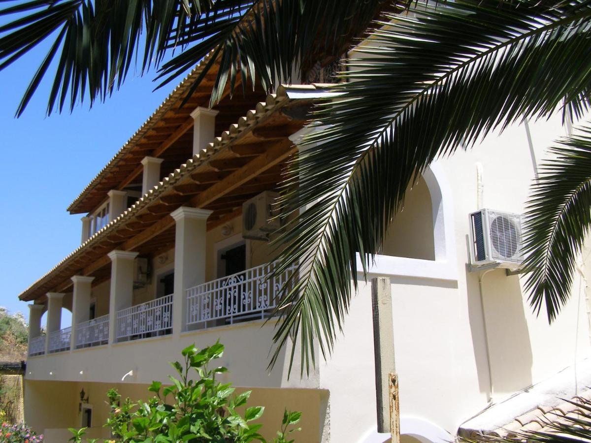 Ionian Mare Aparthotel Agios Ioannis Peristeron  Exterior photo