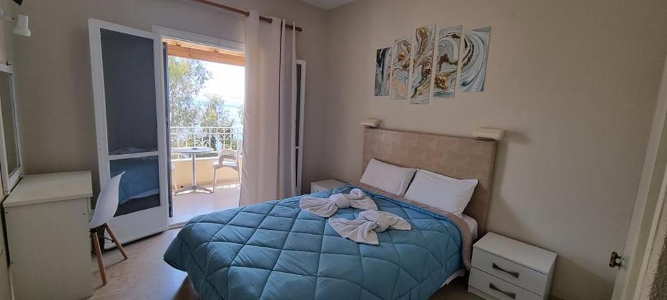 Ionian Mare Aparthotel Agios Ioannis Peristeron  Exterior photo