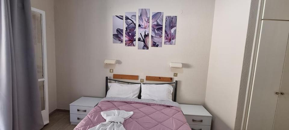 Ionian Mare Aparthotel Agios Ioannis Peristeron  Exterior photo